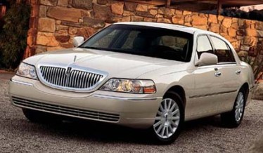 2003 Lincoln Town Car